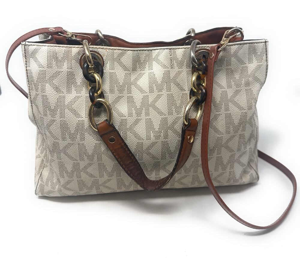 Michael Kors Cynthia Vanilla PVC Jet Set Taxi Large East West Crossbody Tote